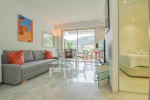 Appartements « La Grande Residence » Vue Mer, Piscine : photos des chambres