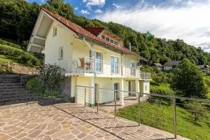 SkyView Villa - Happy Rentals - Semič