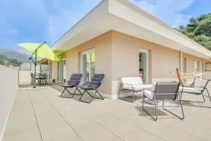 Spacieux Rooftop Parking, Terrasse ensoleillée - Les Cabrolles