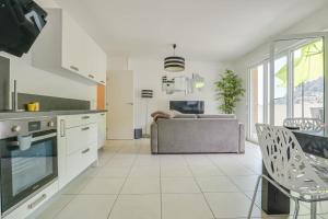 Spacieux Rooftop Parking, Terrasse ensoleillée