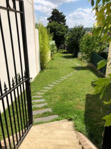 Maison individuelle sur jardin proche Gare et Disneyland