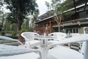 Tuskermark Safari Retreat