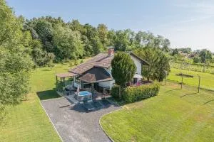 Holiday house VilAna with Jacuzzi - Happy Rentals - Puconci