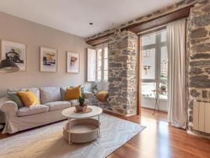 Portu Suite by Aston Rentals