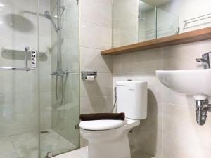 Good and Homey 1BR Apartment at Mustika Golf Residence By Travelio