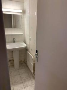 Appartements Reims centre-ville -au1er etage avec 2 chambres - 6 personnes : photos des chambres