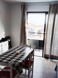 Incantevole appartamento con piscina e stupenda vista mare