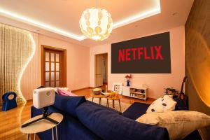 Play Cloud with Cinema & Foosball Old Town Heart