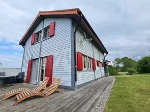H12 Holz-Ferienhaus Haffblick Russow nahe Ostseebad Rerik - Russow