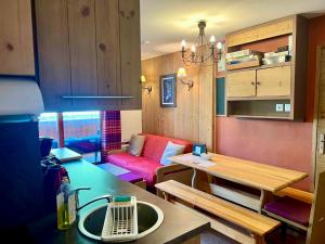 Appartements RisoulSki Antares - Piscine et Sauna : photos des chambres