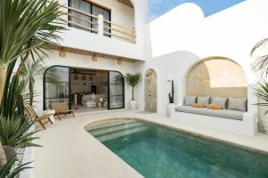 Villa Casa Gaia 6 by BaliSuperHost - 4hvězdičkové hotely ve městě Kerobokan