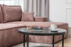 Bright & Modern Apartment with Parking near Arena Gdansk by Noclegi Renters