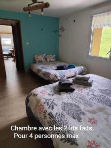 B&B / Chambres d'hotes chambre d'hotes nos racines (chez Muriel et Philippe) : Chambre Familiale