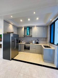 Cozy 3 Bedroom Apartment