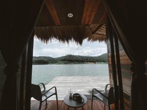 Velaloy Floating Resort