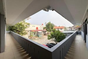 RedDoorz near Maulana Yusuf Stadium Serang