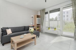 Sea and Stadium Apartments in good design with Parking & Garden by Rent like home