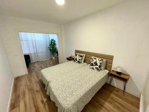 Central flat Los Cristianos Square