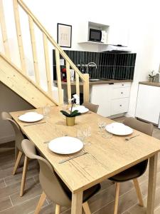 736 Agréable studio mezzanine proche de Paris 20