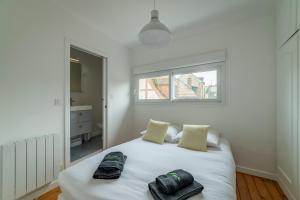 Maisons de vacances La Maison de Poupees - Plage a Pied - Hyper Centre : photos des chambres