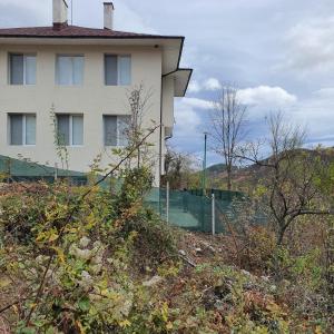 ГЪРБИЩЕ ЕКОТУР - къща за гости