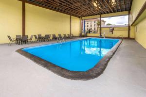 Days Inn by Wyndham Waycross