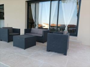 Villas Villa spacieuse avec piscine, secteur tres calme : Villa 3 Chambres
