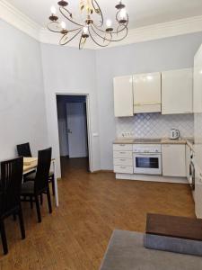 Затишна квартира на Майдані Незалежності