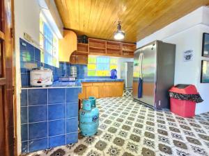 Casa Del Chen - Budget Friendly Stay - 20-30 Pax