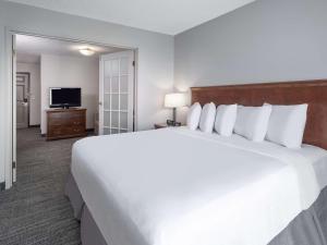 Country Inn & Suites by Radisson, Maumee - Toledo