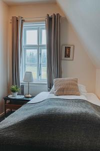 Single Room with Shared Bathroom room in Héradsskólinn Historic Guesthouse