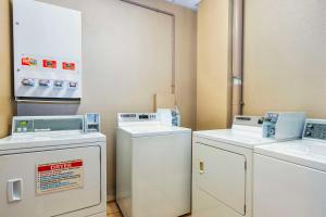 Grand Park Hotel & Suites Downtown Vancouver, an Ascend Collection Hotel