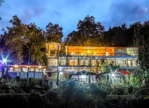 Blossom Hideaway Kausani - 考萨尼