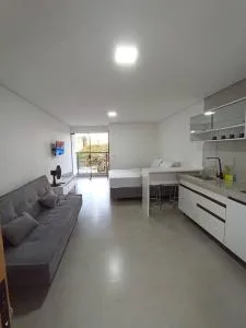 Studio 22 vista para o mar - 巴尔内阿里东海滩