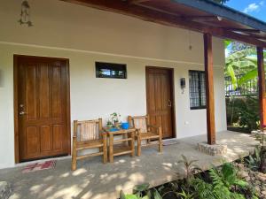 Under the mango tree at Klipp Residence