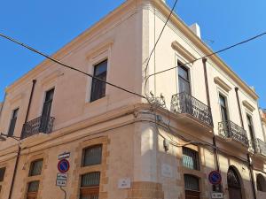 Antonios Holiday Home