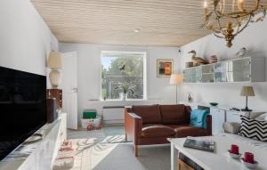 3 Bedroom Beautiful Home In Borre