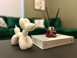 Charming 2BR AC in Center - Santur D1