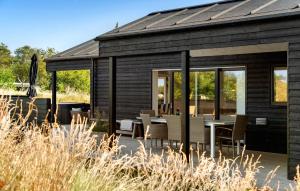 Stunning Home In Ålbæk With Sauna