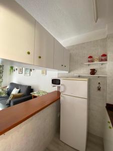 Los Ángeles. Los Cristianos. Free Wifi