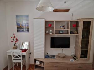 Studio Apartment Riva