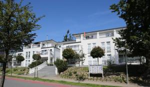 strandnahe FeWo mit 2 Schlafzimmern und Balkon, Königin Augusta, Binz