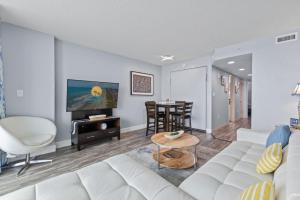 Oceans One Resort Unit 404 - Oceanfront