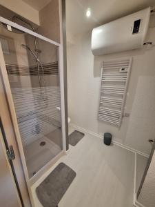 Appartements Joli T2 renove bord plan d-eau : photos des chambres