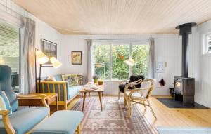 3 Bedroom Cozy Home In Sjællands Odde