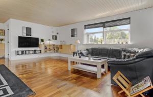 5 Bedroom Amazing Home In Jægerspris