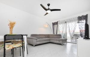 1 Bedroom Stunning Apartment In Antibes