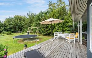 Lovely Home In Vejby With Kitchen