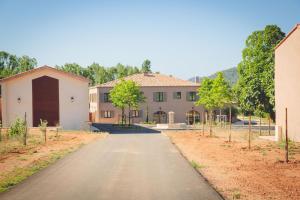 Hotels Le Baguier : photos des chambres