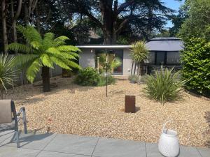 Garden Studio & Hot Tub